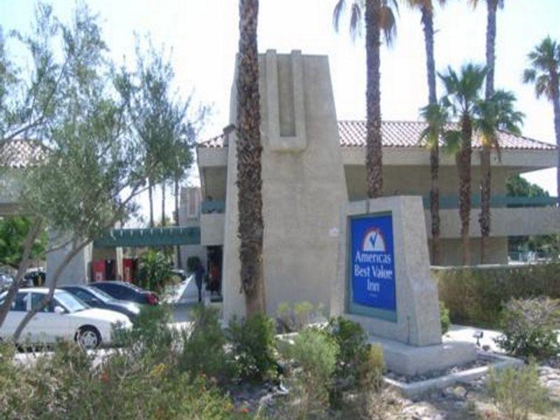 The Infusion Beach Club Palm Springs Luaran gambar